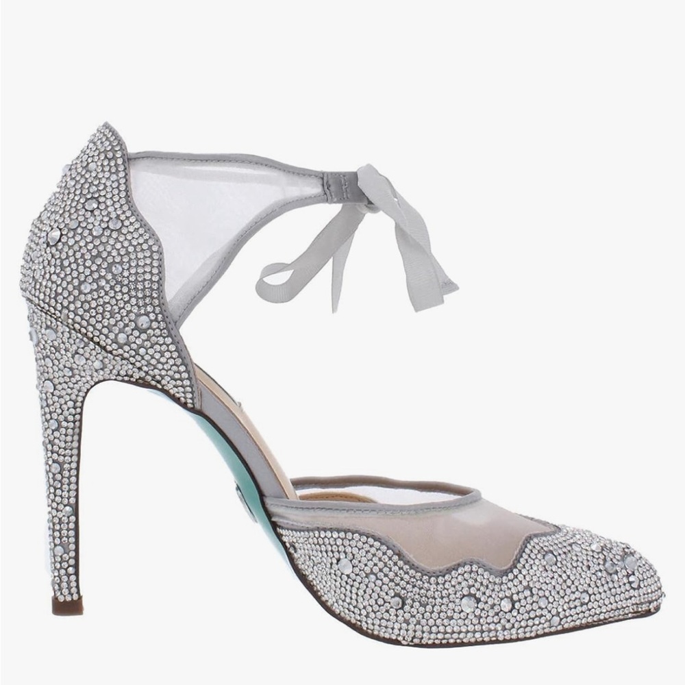 Embellished stiletto